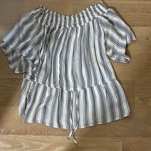 Abercrombie off the shoulder top